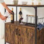 Rustic stiliaus baro spintelė su ratukais 6