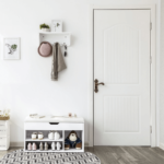 Batų spintelė su lentynomis ir minkšta sėdima dalimi | Baltos spalvos