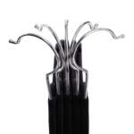 Juoda aksominė pakaba paltams 20 vnt.