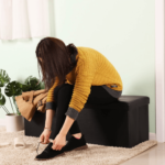 Tvirtas lengvas juodas pufas 110 cm | EKO oda