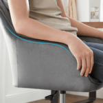 Aksominė reguliuojama biuro kėdė | 64 x 62 x (80-90) cm | Pilka