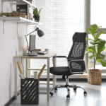 Ergonomiška biuro kėdė su kvėpuojančiu atlošu
