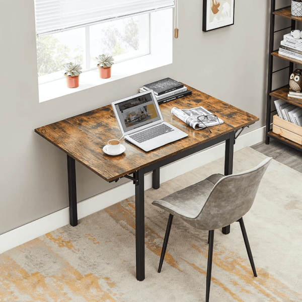 Valgomojo stalas mažoms erdvėms