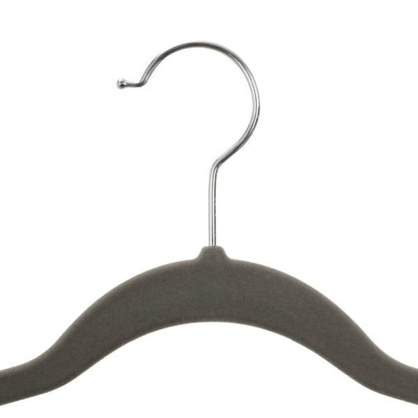 Pilkos aksominės pakabos kelnėms, 12 vnt