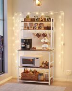 Virtuvės lentyna su lizdais ir tinkleliu viršuje vintage ruda-balta