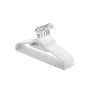 20 aksominių pakabų rinkinys