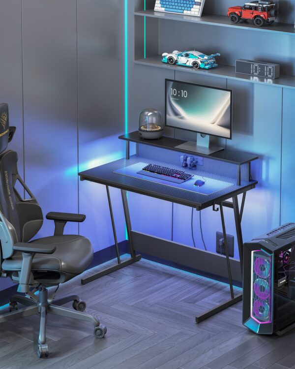 Kompiuterio stalas | USB ir el. lizdai | LED | 60 x 120 x 76 cm | Juoda