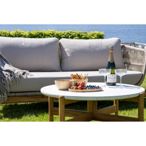 Sunkus dekoratyvinio Betono Kavos staliukas | 84,5 x 84,5 x 38,5 cm | Balta Ruda